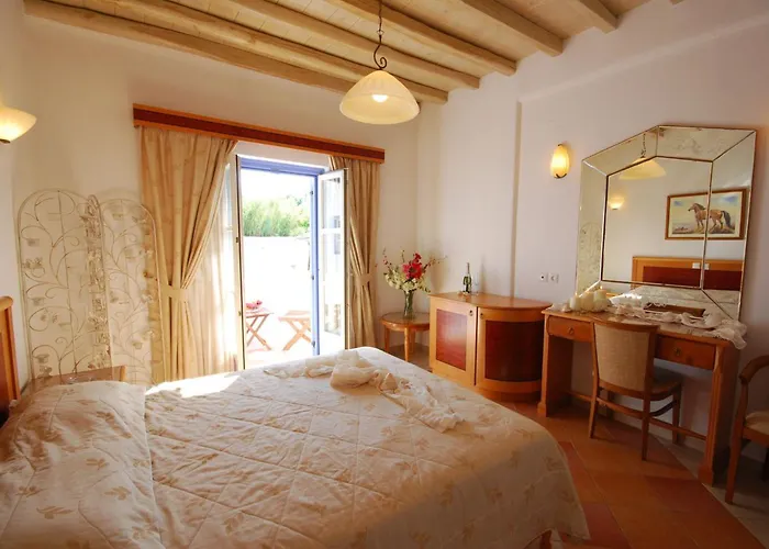 Hotell Anatolia Ano Mera