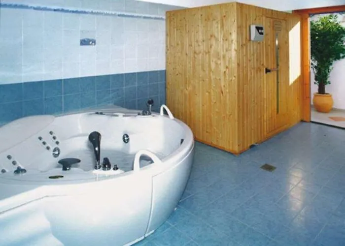 Anatolia Hotell Ano Mera